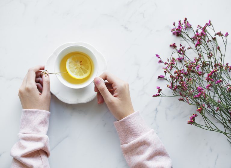 Best morning drinks to boost metabolism before a walk