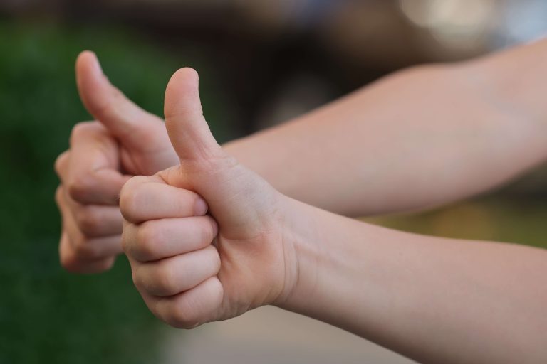 Simple ways to stay motivated to walk every day for beginners